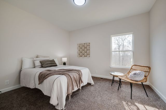 3033 Bowker Road, Charlotte, TN 37036