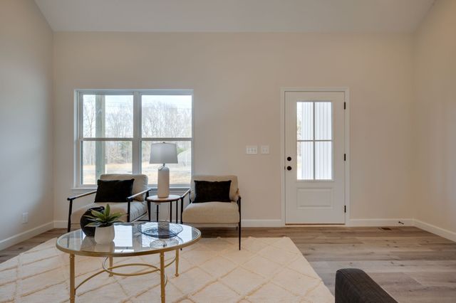 3033 Bowker Road, Charlotte, TN 37036