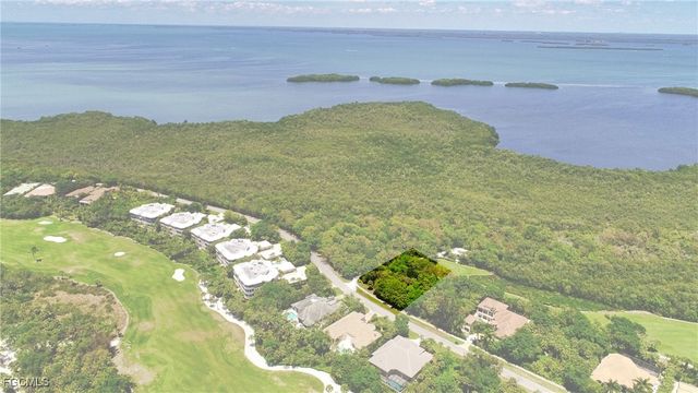 5648 Baltusrol CT, Sanibel, FL 33957