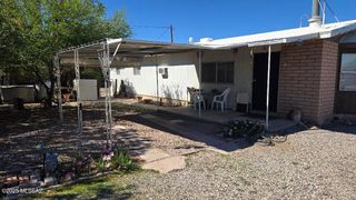 5451 N Royal Palm Drive, Tucson, AZ 85705