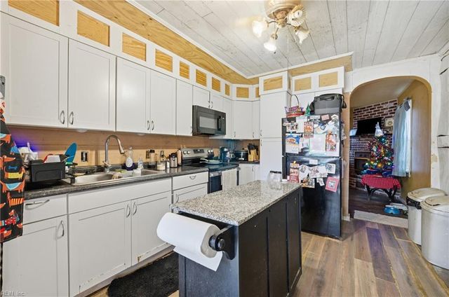 9418 Atwood AVE, Norfolk, VA 23503