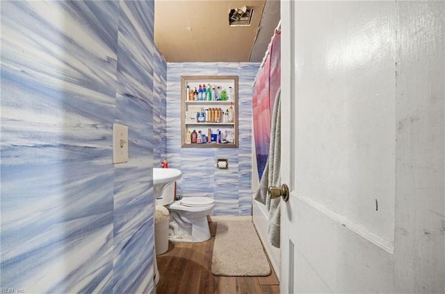 9418 Atwood AVE, Norfolk, VA 23503