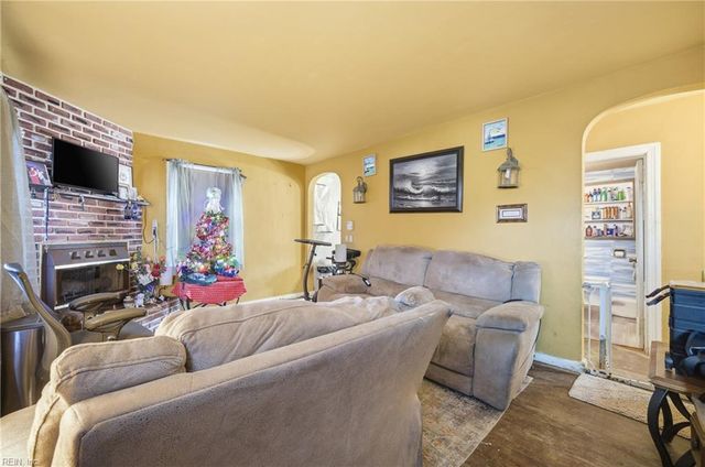 9418 Atwood AVE, Norfolk, VA 23503