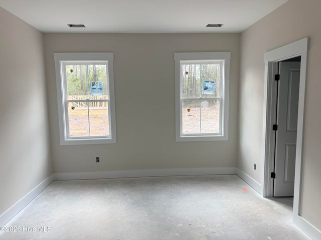 86 Whispering Pines Court, Hampstead, NC 28443