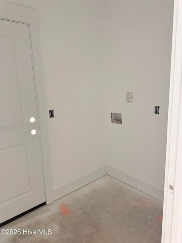 86 Whispering Pines Court, Hampstead, NC 28443