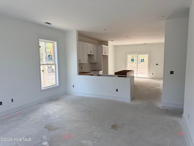 86 Whispering Pines Court, Hampstead, NC 28443