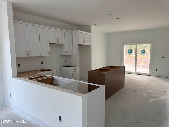 86 Whispering Pines Court, Hampstead, NC 28443