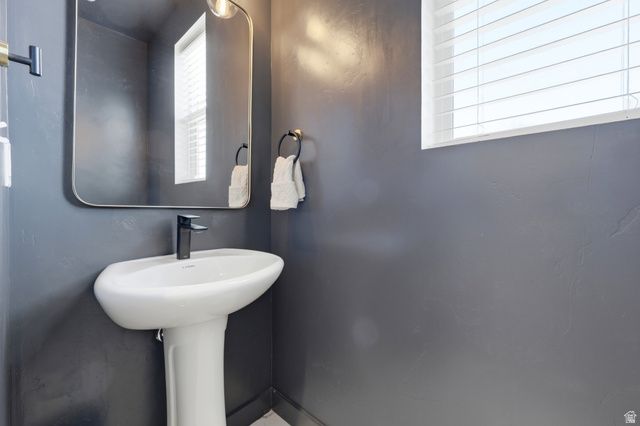789 W WICKHAM DR, Murray, UT 84123