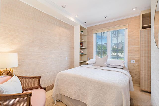 155 Peruvian Avenue, Palm Beach, FL 33480