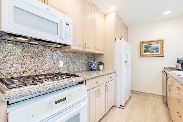 155 Peruvian Avenue, Palm Beach, FL 33480