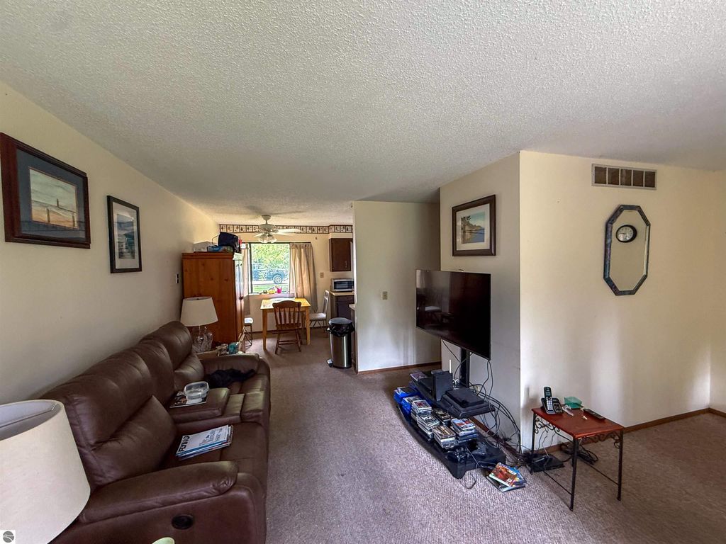 Image 5 of property listing at 718 & 720 Cooley Street, Mt Pleasant, MI 48858