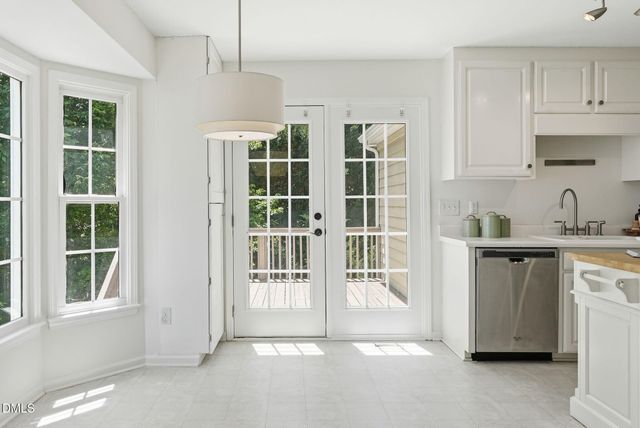 8013 Tobin Place, Raleigh, NC 27612