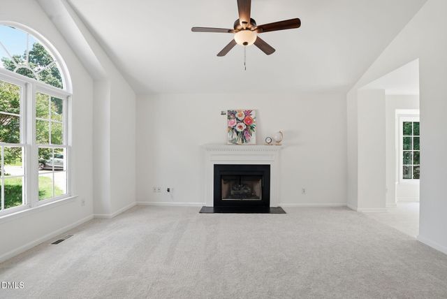 8013 Tobin Place, Raleigh, NC 27612