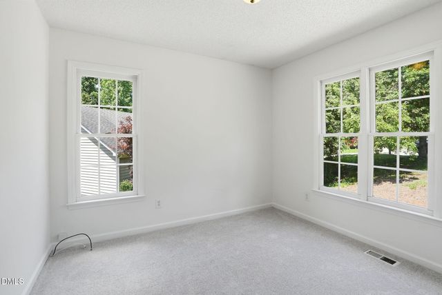 8013 Tobin Place, Raleigh, NC 27612