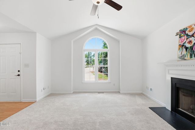 8013 Tobin Place, Raleigh, NC 27612