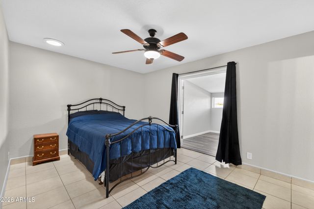 713 E ALAMEDA Drive, Tempe, AZ 85282