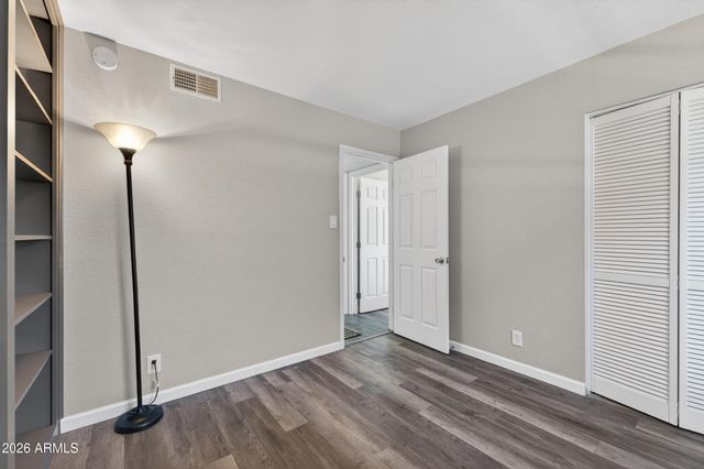 713 E ALAMEDA Drive, Tempe, AZ 85282