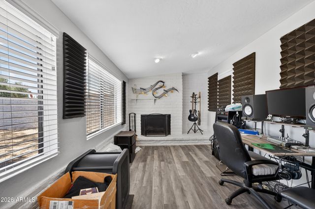 713 E ALAMEDA Drive, Tempe, AZ 85282