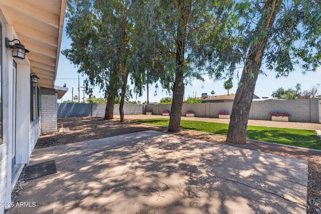 713 E ALAMEDA Drive, Tempe, AZ 85282