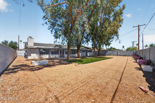 713 E ALAMEDA Drive, Tempe, AZ 85282