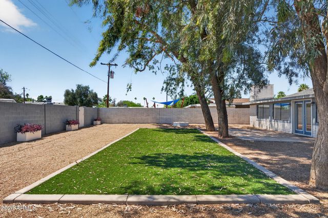 713 E ALAMEDA Drive, Tempe, AZ 85282