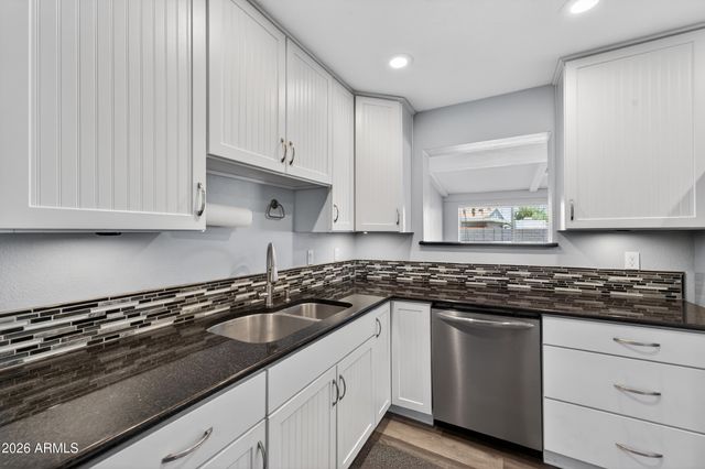 713 E ALAMEDA Drive, Tempe, AZ 85282