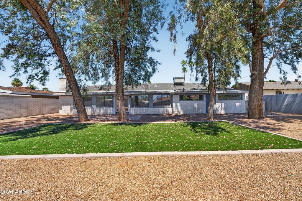 713 E ALAMEDA Drive, Tempe, AZ 85282