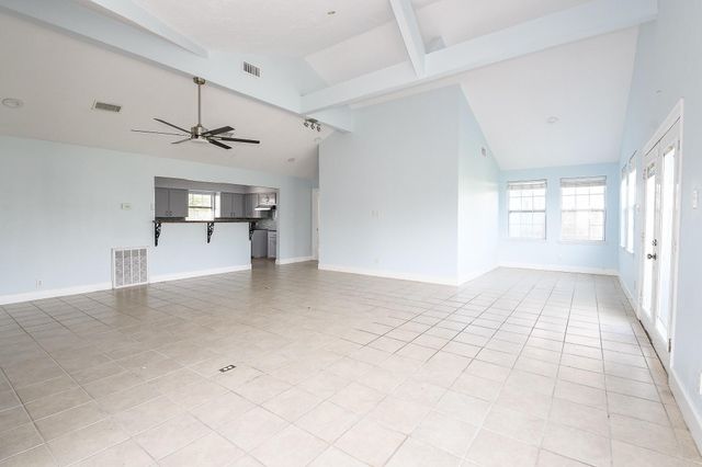 1615 Railroad Avenue, San Leon, TX 77539