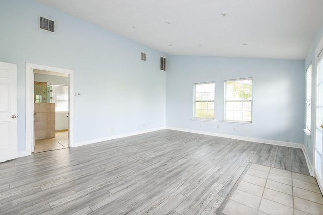 1615 Railroad Avenue, San Leon, TX 77539