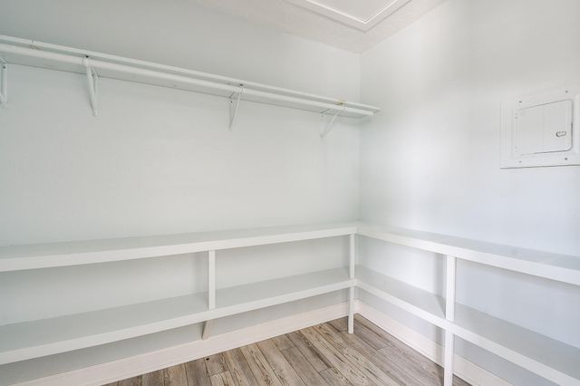 1615 Railroad Avenue, San Leon, TX 77539