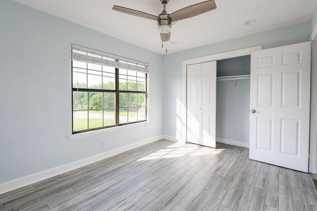 1615 Railroad Avenue, San Leon, TX 77539
