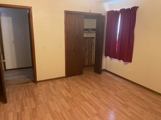 512 N Grand Street, Willow Springs, MO 65793