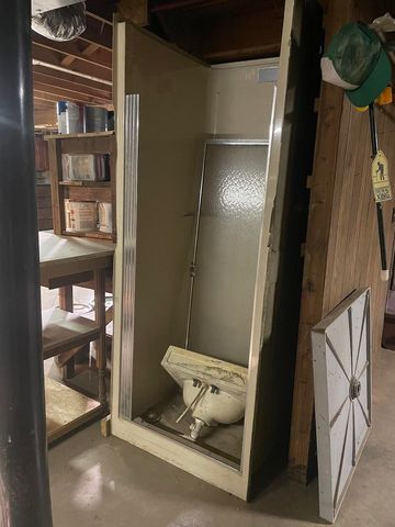 512 N Grand Street, Willow Springs, MO 65793