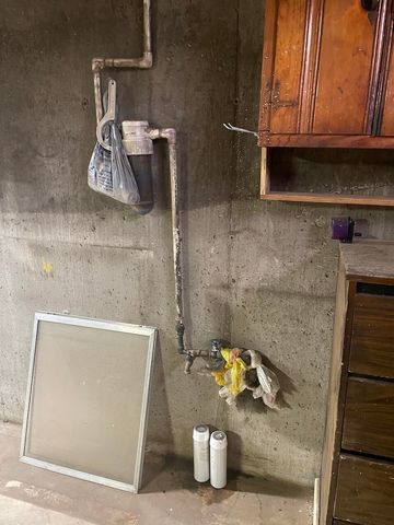 512 N Grand Street, Willow Springs, MO 65793