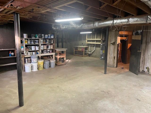 512 N Grand Street, Willow Springs, MO 65793