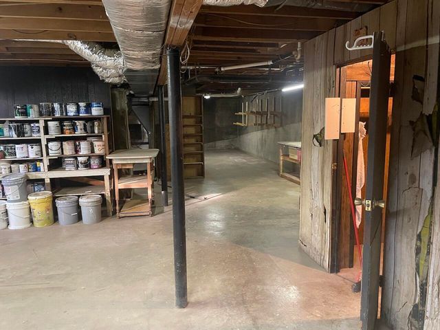 512 N Grand Street, Willow Springs, MO 65793