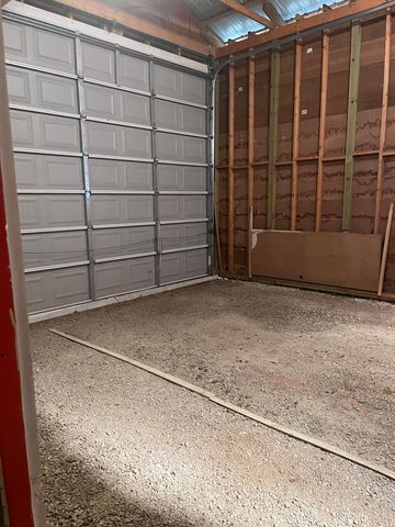 512 N Grand Street, Willow Springs, MO 65793