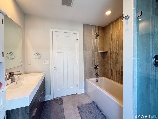 20 Third Street 4, Stamford, CT 06905