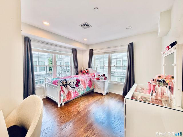 20 Third Street 4, Stamford, CT 06905