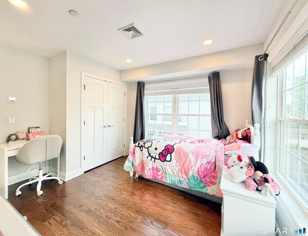 20 Third Street 4, Stamford, CT 06905