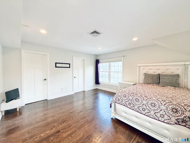 20 Third Street 4, Stamford, CT 06905
