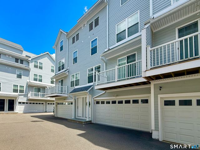 20 Third Street 4, Stamford, CT 06905