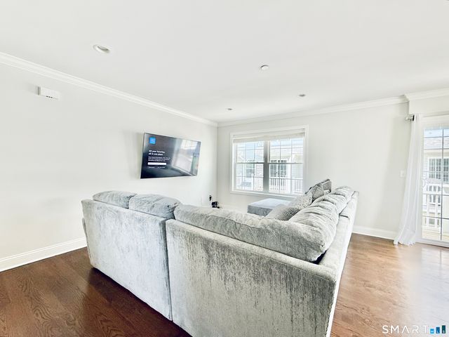 20 Third Street 4, Stamford, CT 06905