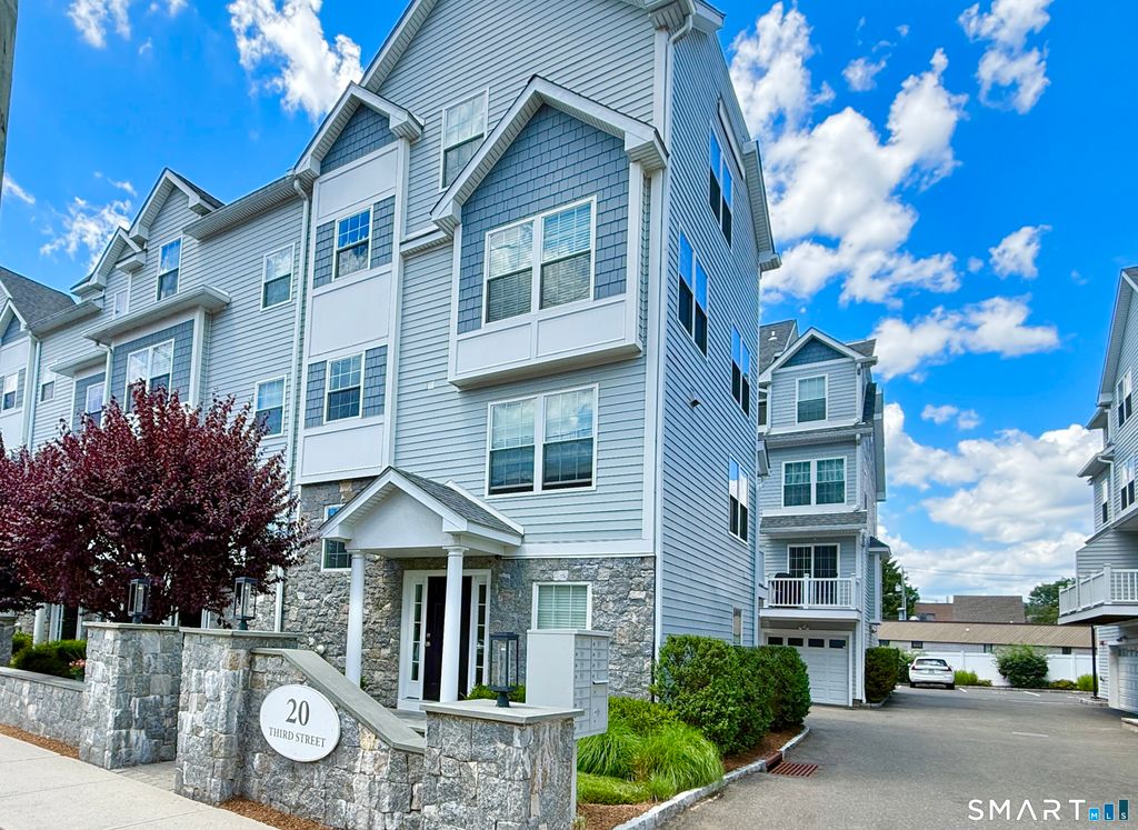 20 Third Street 4, Stamford, CT 06905