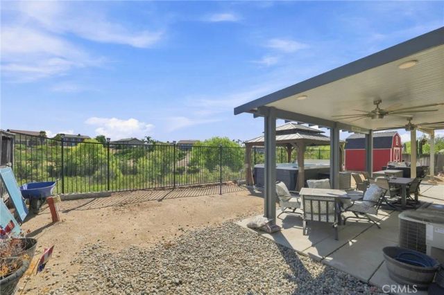 23682 Saratoga Springs, Murrieta, CA 92562