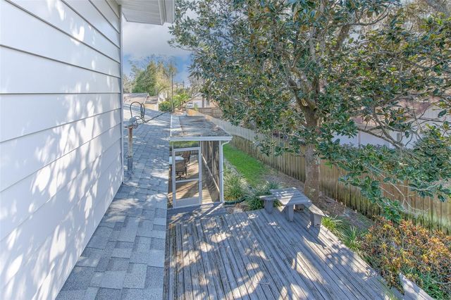 711 BANNOCKBURN AVENUE, Temple Terrace, FL 33617