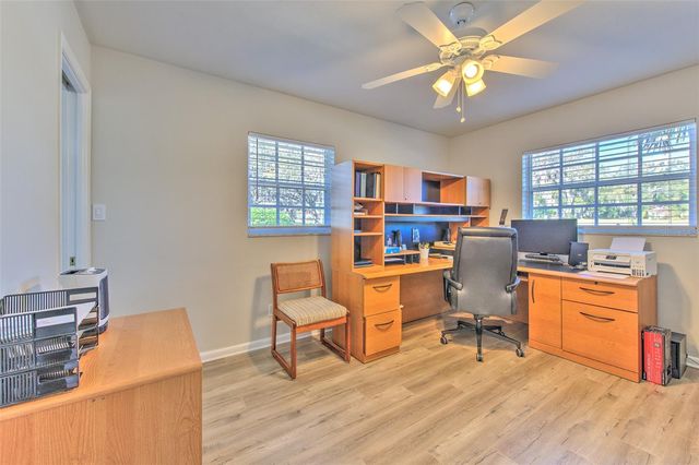 711 BANNOCKBURN AVENUE, Temple Terrace, FL 33617