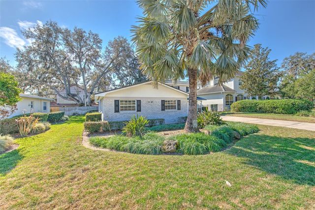 711 BANNOCKBURN AVENUE, Temple Terrace, FL 33617