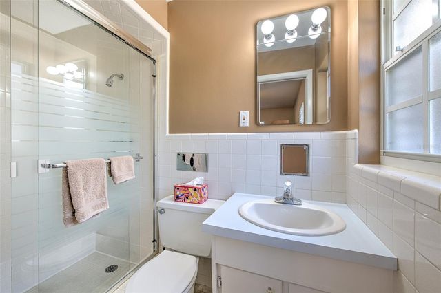 711 BANNOCKBURN AVENUE, Temple Terrace, FL 33617