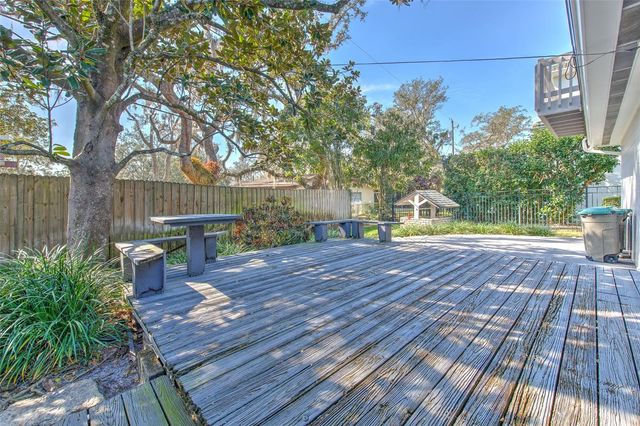 711 BANNOCKBURN AVENUE, Temple Terrace, FL 33617